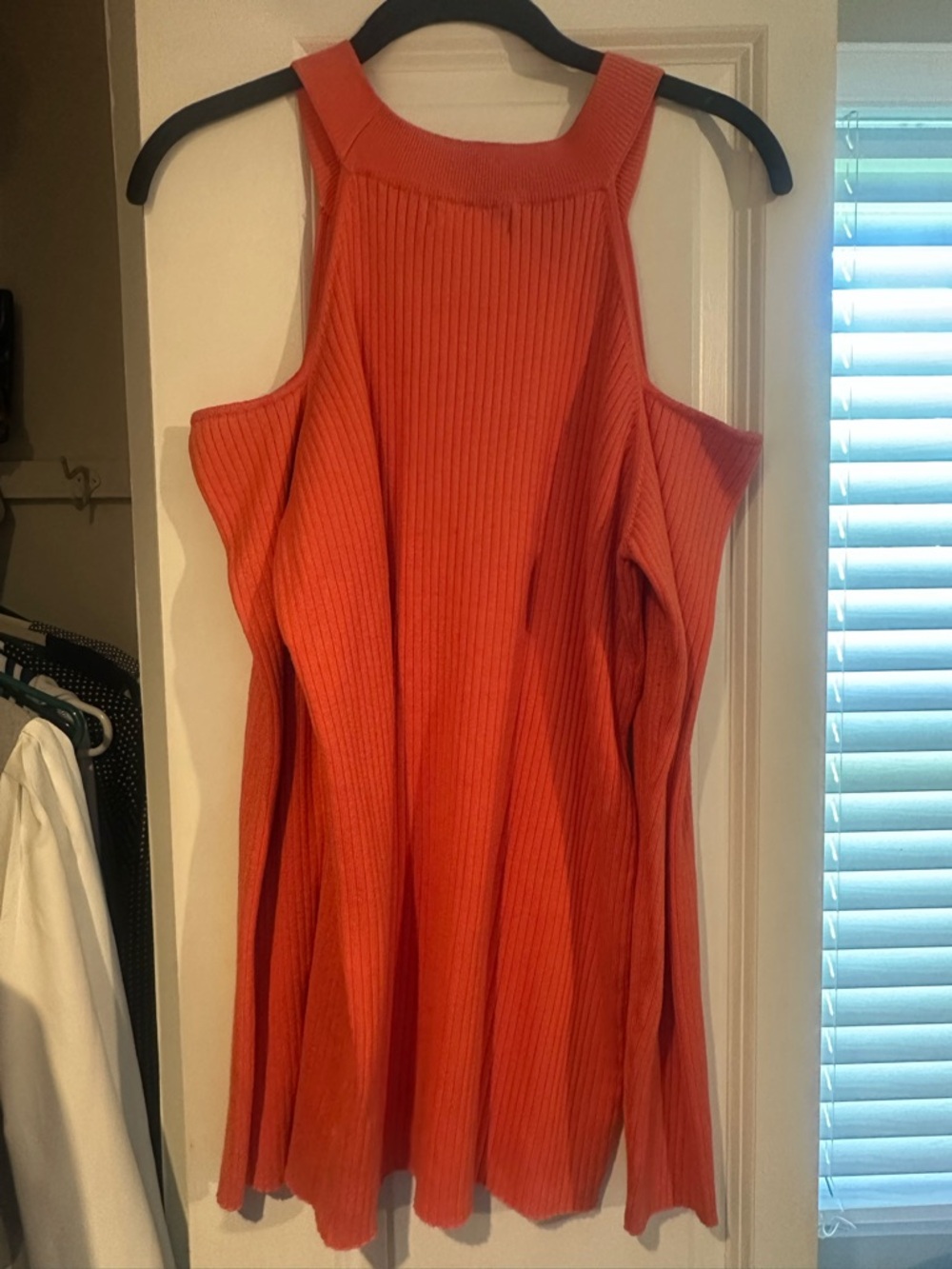 Open-Shoulder Ribbed Sweater - Orange - Picture 4 of 4